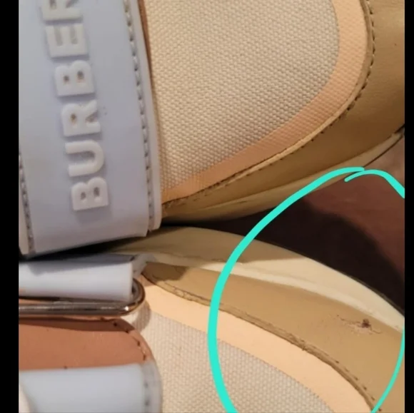 Burberry Sneakers - Picture 4 of 9
